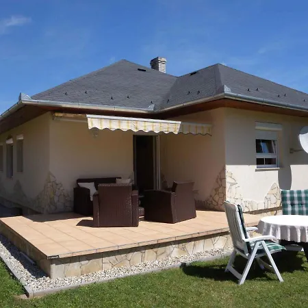 In 2 Balatonszentgyorgy