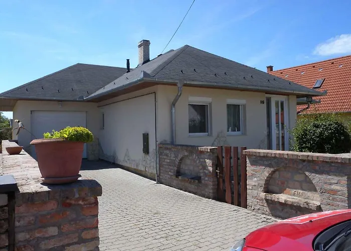 In 2 Balatonszentgyorgy